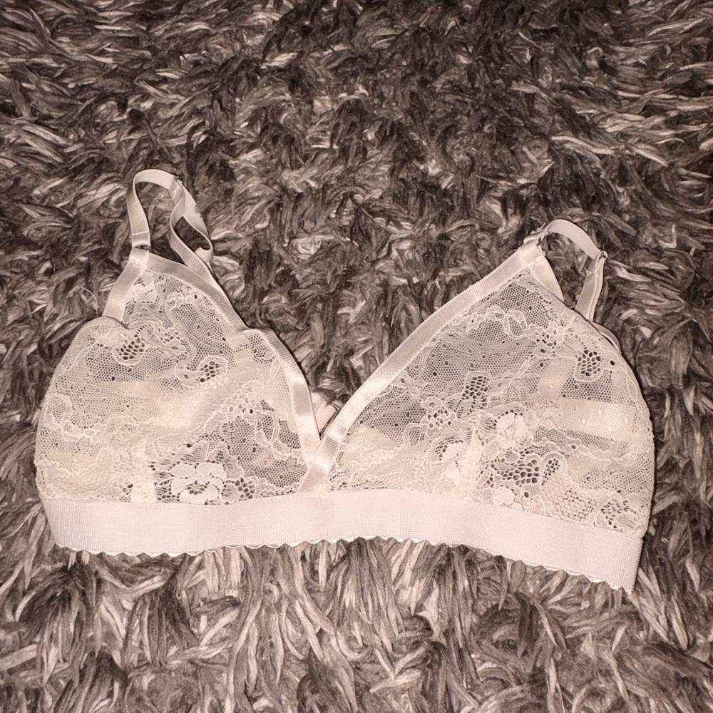 Lace Bralette in Cream Small